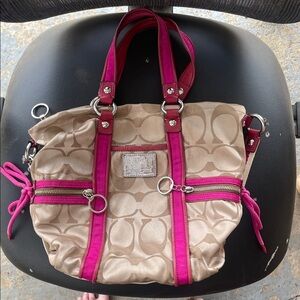 🌼 Coach Poppy Purse 🌼